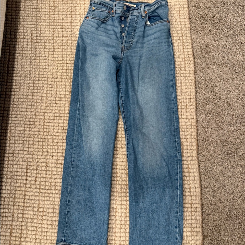 Levi's Women's High Rise Jeans - Light Blue